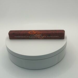 M.A.C. Power kiss velvet, blur slim stick lipstick devoted to chili NIB